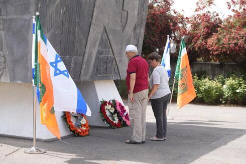 טקס יום השואה באנדרטת הזכרון
